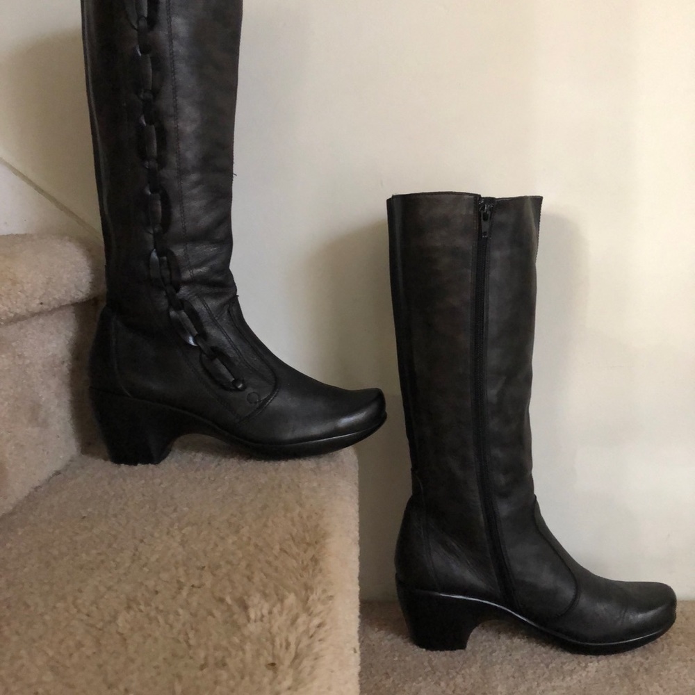 NAOT Israel Women’s Sz 42 11 Leather Knee High Side Zip Black Heel Boots